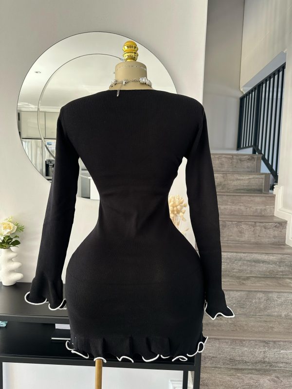 Knitted monochromatic Dress