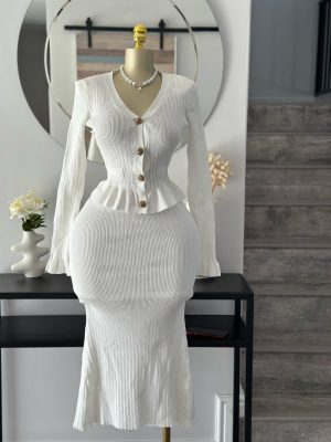 Fish tail white skirt set